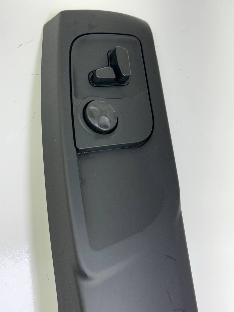 2014 - 2017 MASERATI GHIBLI M157 FRONT RIGHT SEAT ADJUSTMENT SWITCH SET OEM 784
