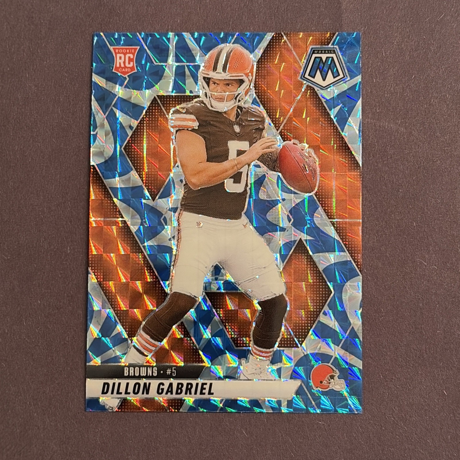 2025 Panini Mosaic #332 Dillon Gabriel Blue Scope Prizm Rookie RC Browns