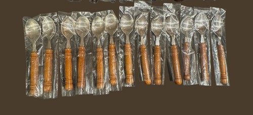 Wooden Handle Vintage Flatware Stainless Silverware Spoons Taiwan ROC 24 Pieces - 第 4/8 張圖片