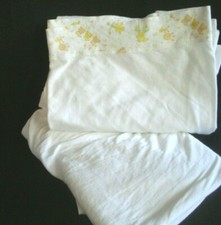 Vintage Carter's Infant Two Piece Crib Sheet Set Flat Fitted White Yellow Ducks
