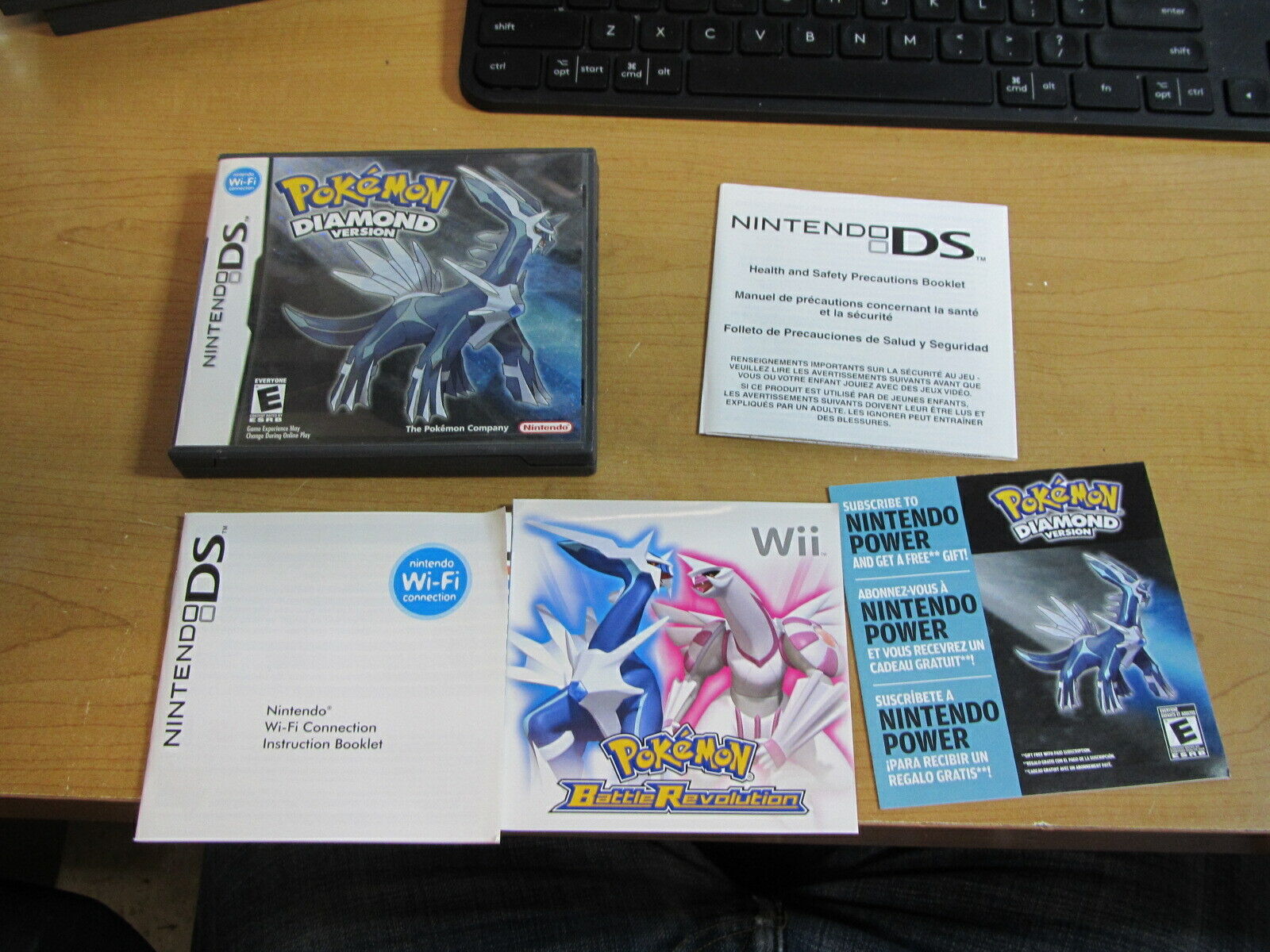Pokemon: 67% OFF of fixed price Diamond Version Nintendo DS Booklets Directly managed store 2007 & N Case