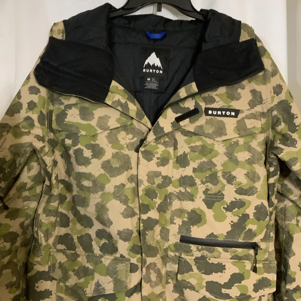 Burton camo sale snowboard jacket