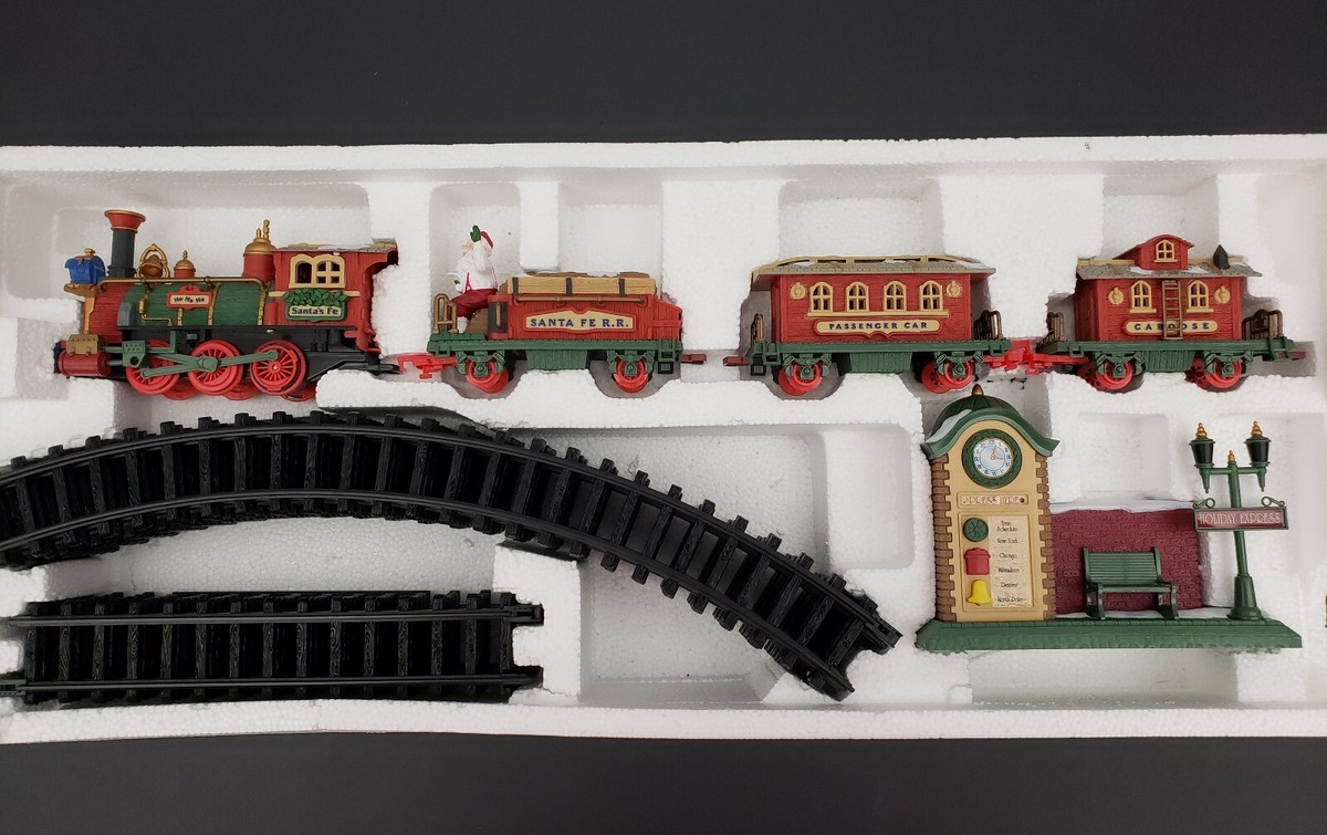 New Bright Holiday Express- Train Set- 2001- No. 178- In Box