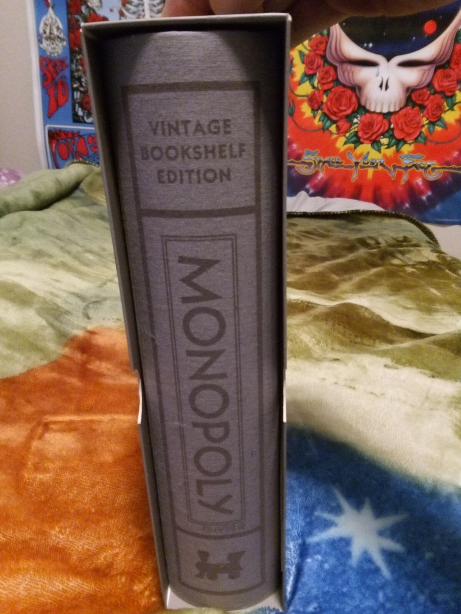 モノポリー 英語版 レトロ風　VINTAGE BOOKSHELF EDITION Monopoly Vintage Bookshelf Edition – WS Game Company