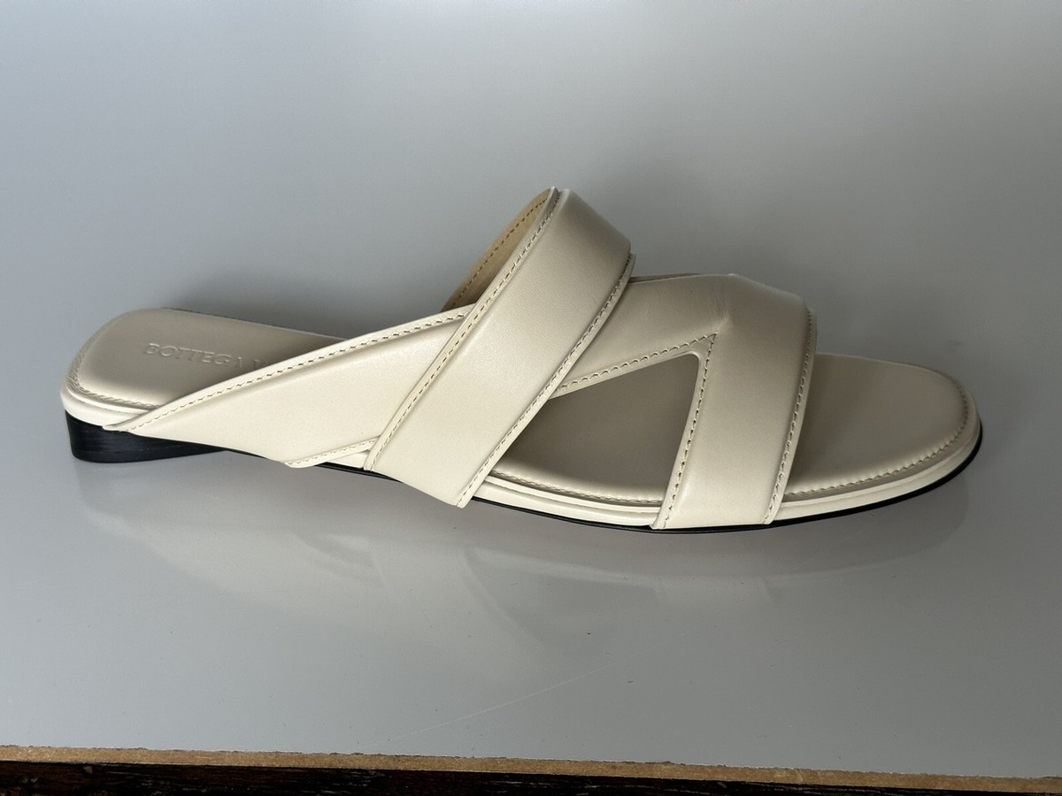 Bottega Veneta★素敵!Sea Salt Calf Leather Sandals NIB $760 Bottega Veneta Calf Leather Mule Sandals Shoes Sea