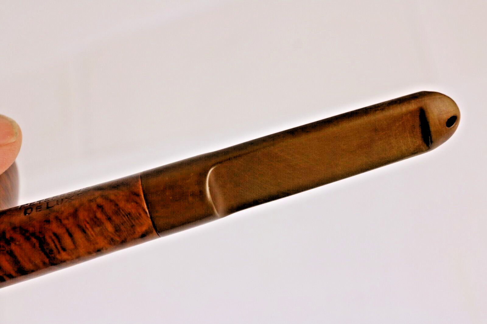 PETERSON'S DELUXE Smokers pipe #606S MADE IN THE REPUBLIC OF IRELAND Used