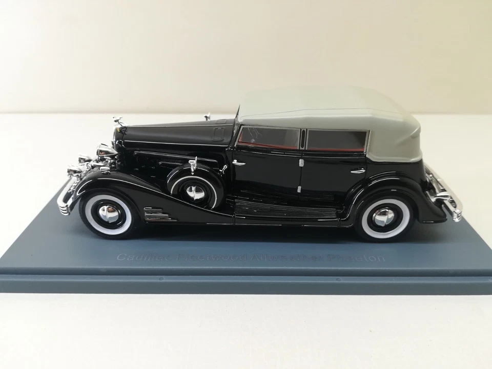 CADILLAC Fleetwood Allweather Phaeton - 1933 - NEO 1:43 - Immagine 3 di 4