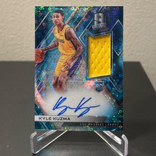 2017-18 Panini Spectra Basketball Cards 13