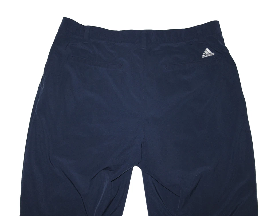 Bonitos Pantalones Cortos Adidas Ultimate365 Rendimiento Ligeros, 34, Azul Marino Foto 4 de 4