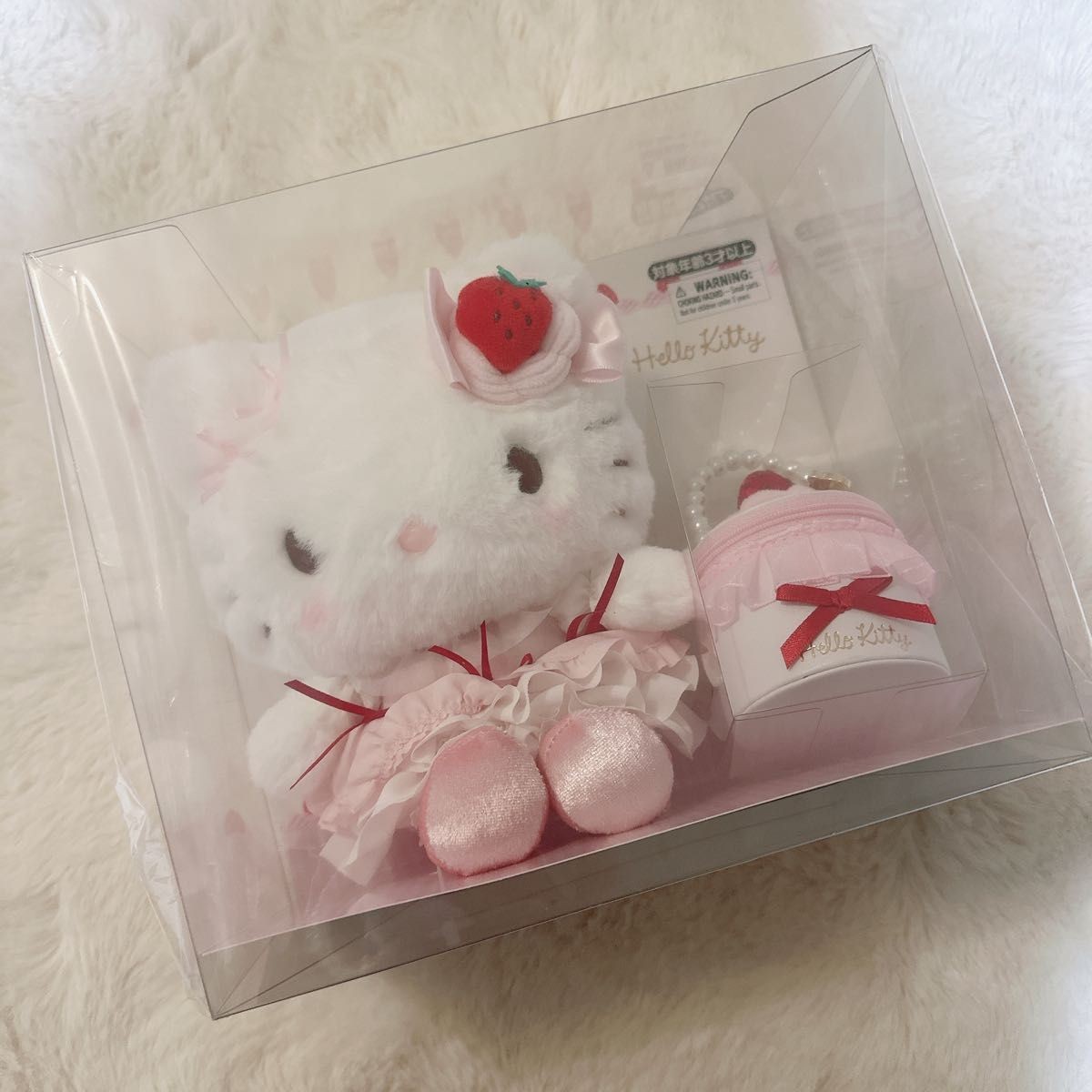 Sanrio Hello Kitty Strawberry Whipped Cake Plush & Accessory Case Set New