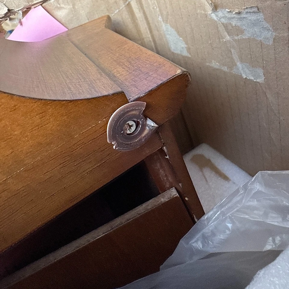 Bulova C4331 Hartwick Chiming Clock, Walnut 29.75 x 14 x 5.5 - Image 2 of 4