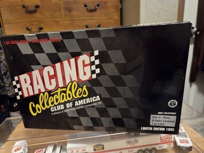 Action Mom 'N' Pop's Earnhardt Hauler Set 1:64 Dale Jr Kerry