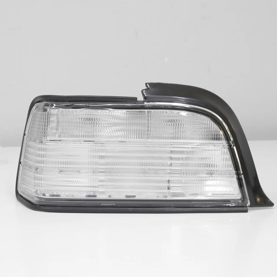 JUEGO DE LUCES TRASERAS BLANCAS TRANSPARENTES BMW E36 CUPÉ 1992-1999 82199403097/98 Foto 2 de 4