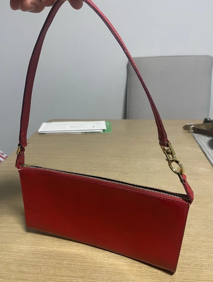 Bolso de hombro Salvatore Ferragamo rojo modelo AU-21-2306 Foto 4 de 4