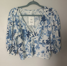 H&M Linen Blend Woven Blue/White Floral V-Nec...