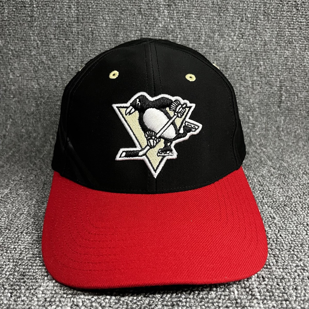 Pittsburgh Penguins NHL Hockey Hat Black Red Two-Tone Adjustable Strapback Cap