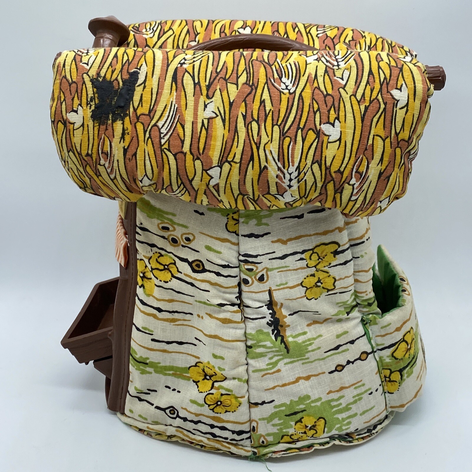 Vintage 1980 961 Fisher Price Woodsey Squirrel Log House/Tree Store