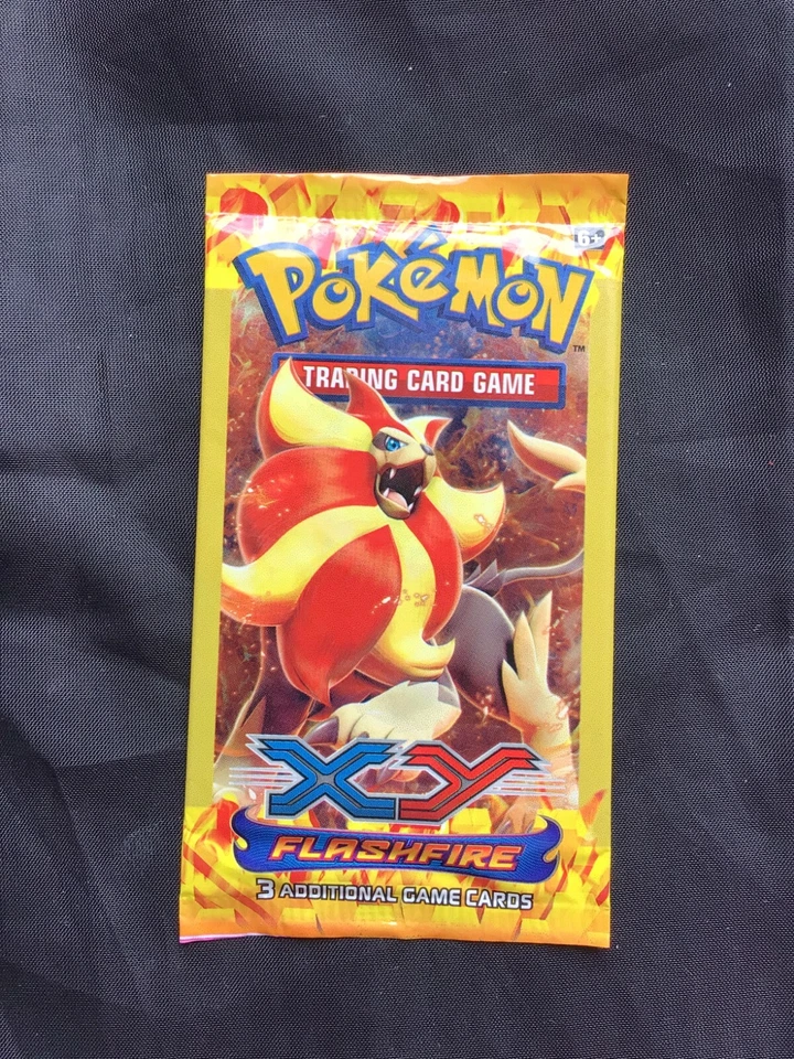 Pokemon Cards: Sealed Flashfire 3 Card Booster Pack - Image 4 of 4