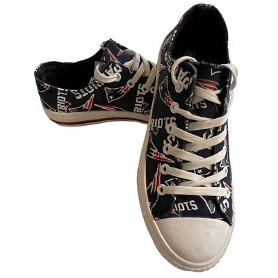 Foco women's size New England Patriots canvas sneakers NFL