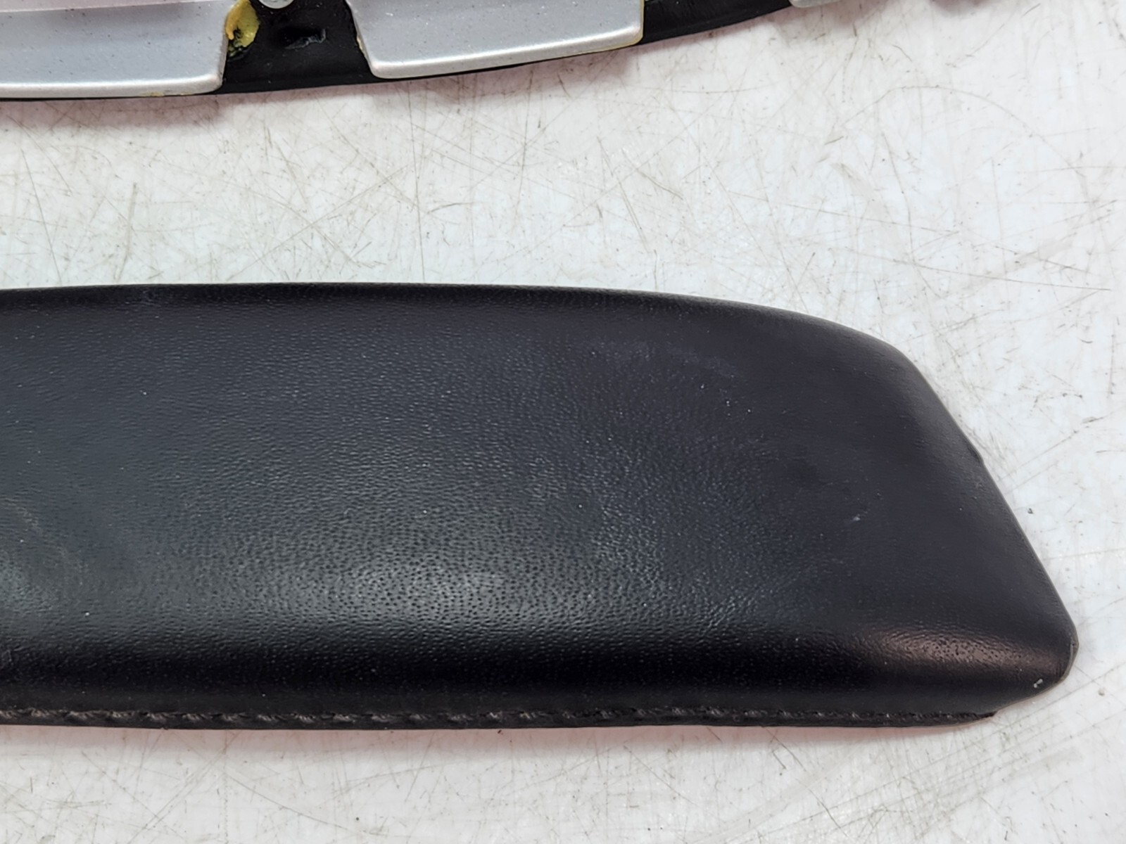 ✅ 11-16 OEM Ferrari FF Front Left Driver Side Interior Door Trim Pull Handle
