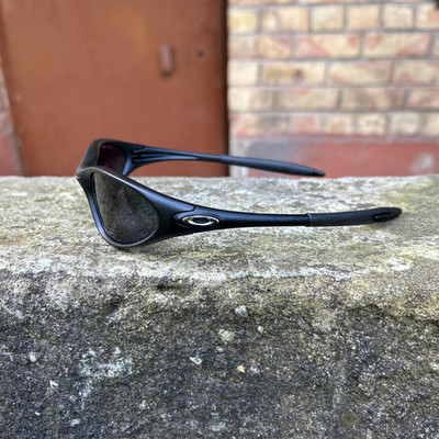Vintage Oakley Minute Sunglasses Black Frame Black Lenses Y2K Gorpcore