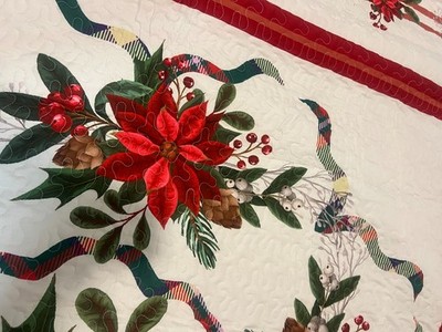 NIB 3 Pc Christmas Comforter Queen Holly Berries Pine Cones Reversible BEAUTIFUL