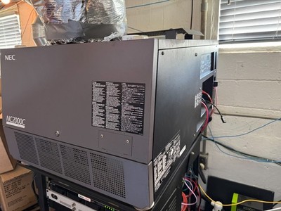 NEC 2000C NC2000c Series II DIGITAL CINEMA  Theater Projector DCI Compliant