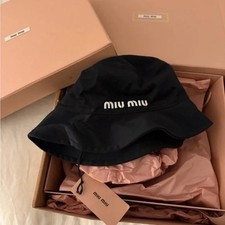 miu miu bucket hat