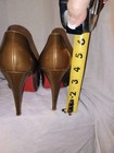Christian Louboutin Brown Patent Leather Red Sole Round Toe Pumps Women 6.5 — photo 5