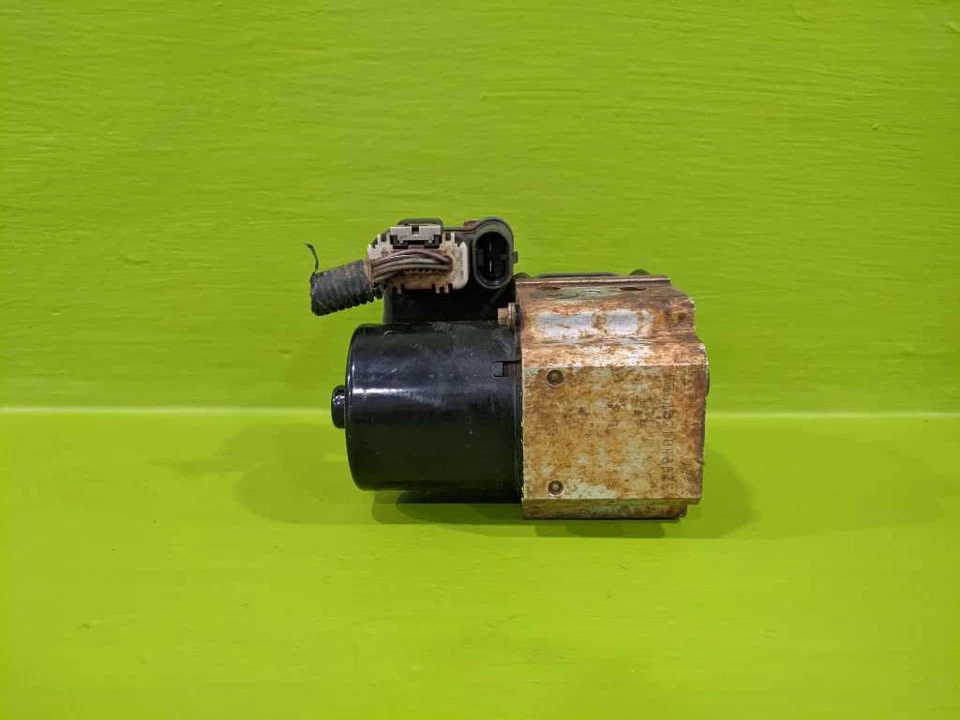 06 07 MONTAJE SISTEMA FRENOS ANTIBLOQUEO SIERRA 3500 ABS (OPT JH6) OEM 3883-21 Foto 4 de 4