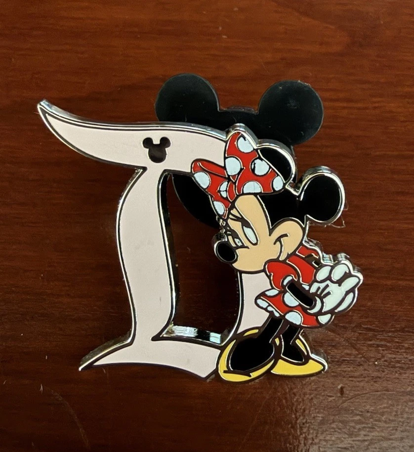 Disneyland D Series 2020 Minnie Chaser Pin