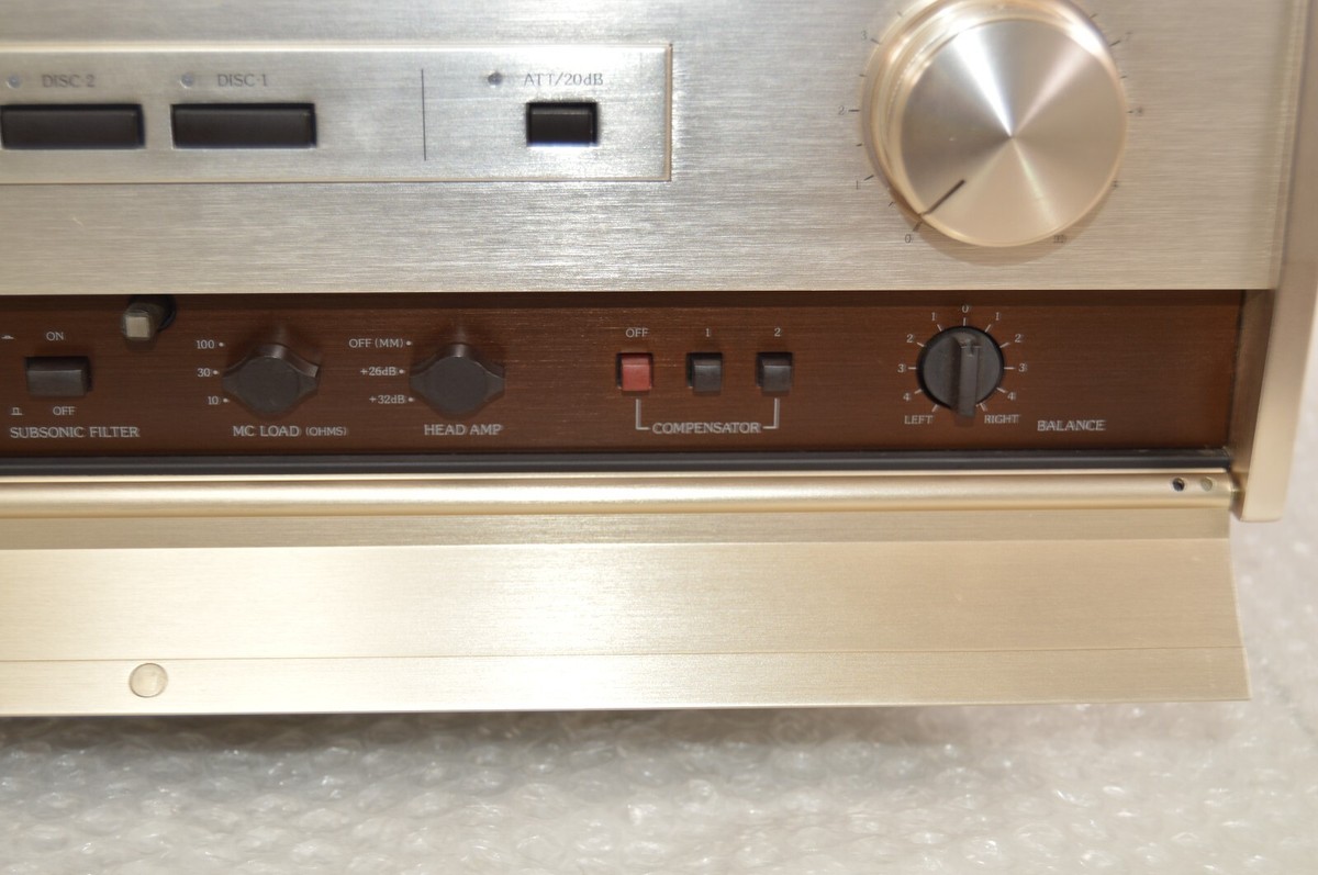 Accuphase C-222 Stereo Preamplifier Control Amplifier Working