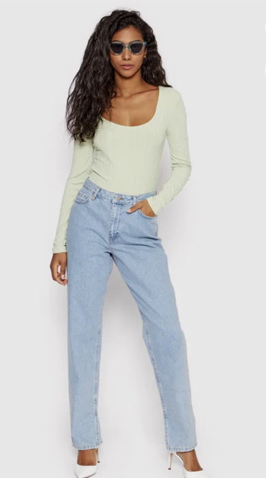 NA-KD High Waist Side Slit Straight Leg Denim Jeans Light Blue EU 36 UK Size 10