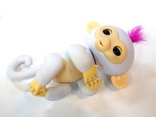 Hard to find WoWwee 2016 Fingerling Sophie Interactive Pet Monkey Adorable WORKS
