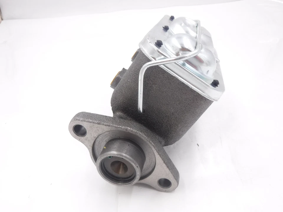 Главный тормозной цилиндр M36317 для Pontiac Ventura 1971-1974 годов выпуска - Изображение 2 из 4