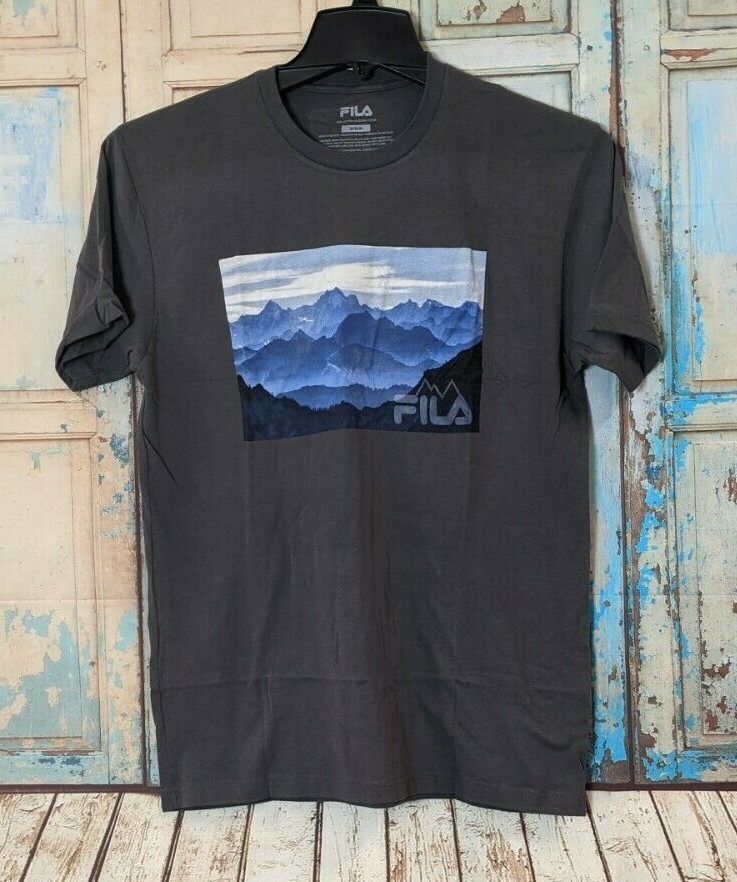 T shirt Fila uomo grigia media manica corta girocollo grafica montagna vista