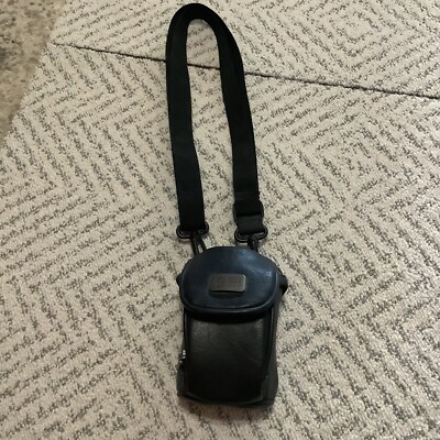 Vintage Case Logic Small Zip Up Camera case Should Strap Expands