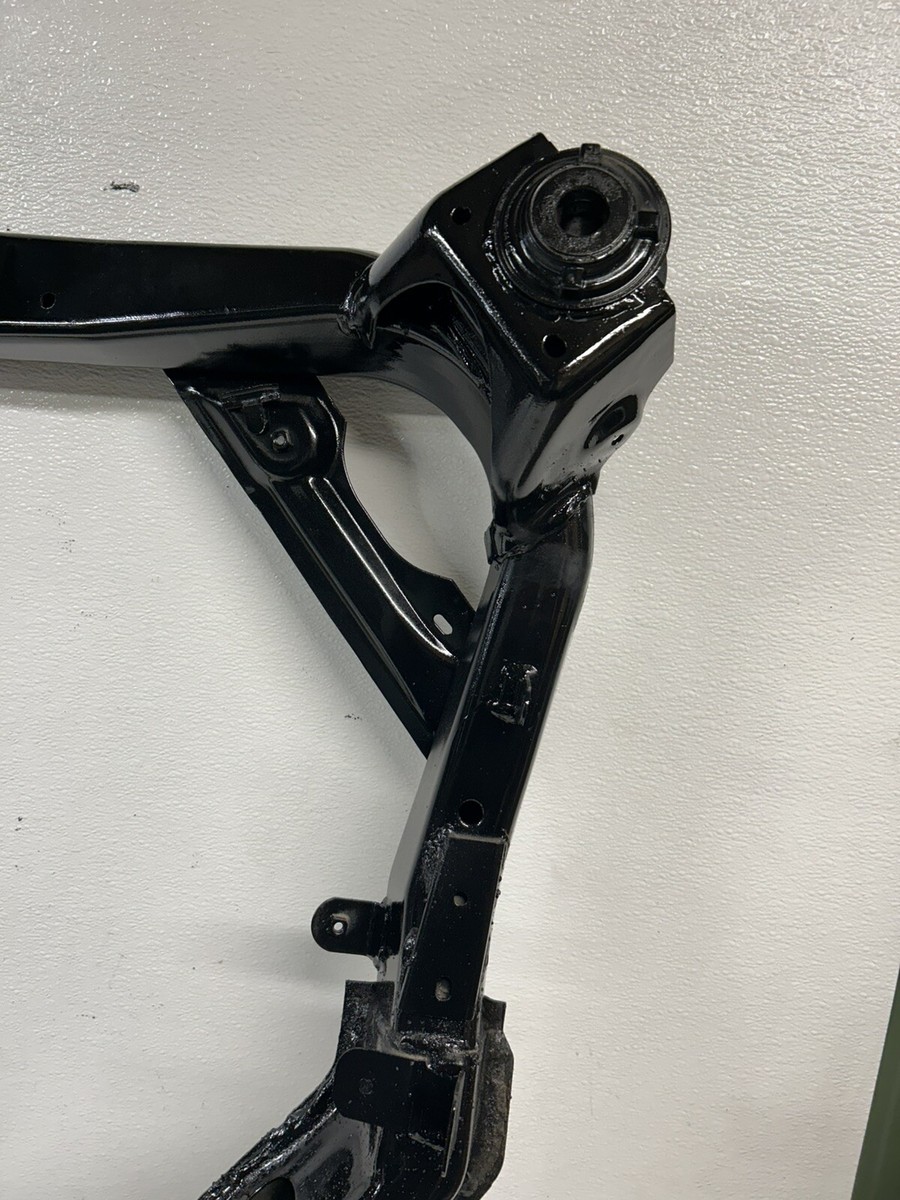 2010-2012 Ford Fusion 2.5 NON-Hybrid front crossmember sub frame