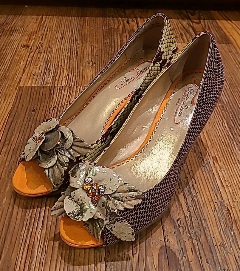 Mob Wife Peep Toe Stilettos 6.5/7 37 Leather Snakeskin Flower Office Siren Sexy