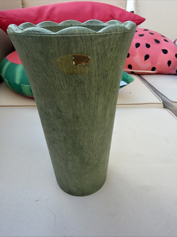 8" VTG Fronzwood Plastic Green Flower Vases scalloped rim Melmac RETRO