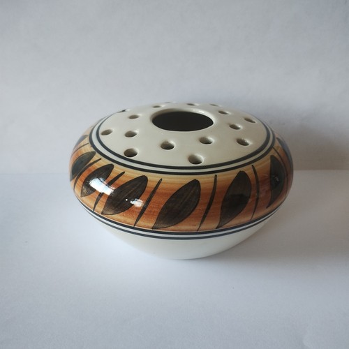 Jersey Pottery Ceramic Flower/Posy Bud Vase - Picture 1 of 5