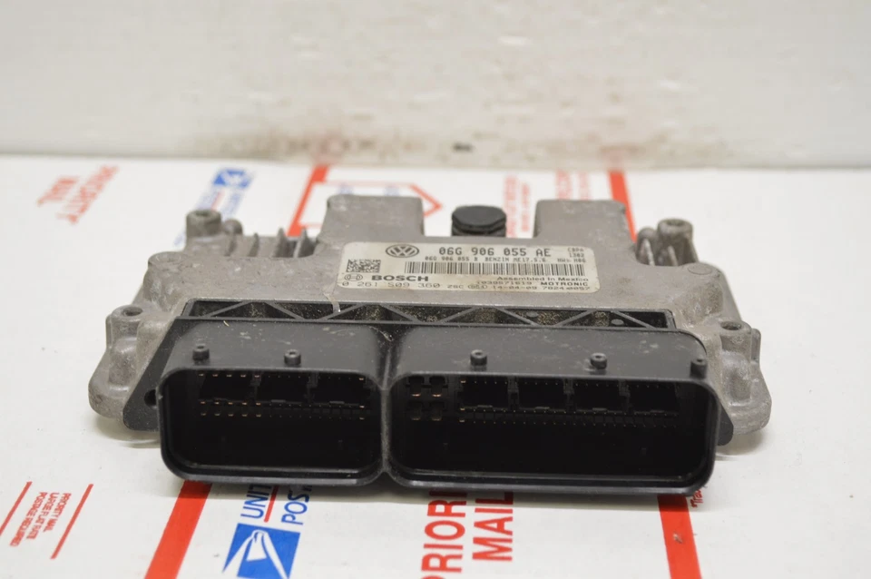 14-16 Volkswagen Jetta 2.0L 06G906055AE Engine Control Module Unit Ecm I74 042 - Image 2 of 4