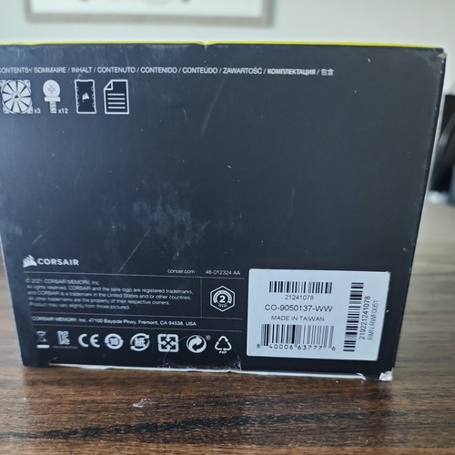 New Corsair SP120 RGB Elite 120mm Triple Case Fan Kit White - Afbeelding 5 van 5