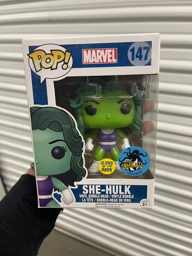 Funko Pop Marvel She-Hulk #147 Glow in the Dark Comikaze Exclusive Vinyl Figure