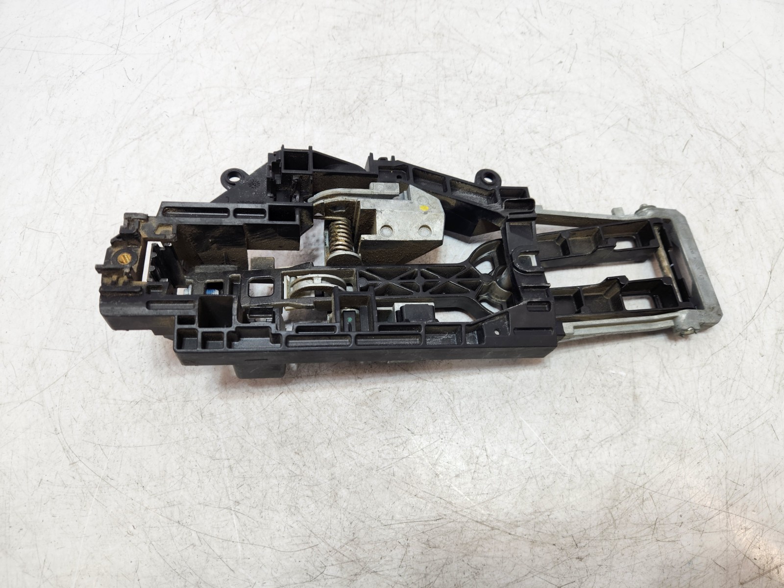 ✅10-14 OEM Rolls-Royce Ghost RR4 Rear Left Side Door Handle Keyless Bracket