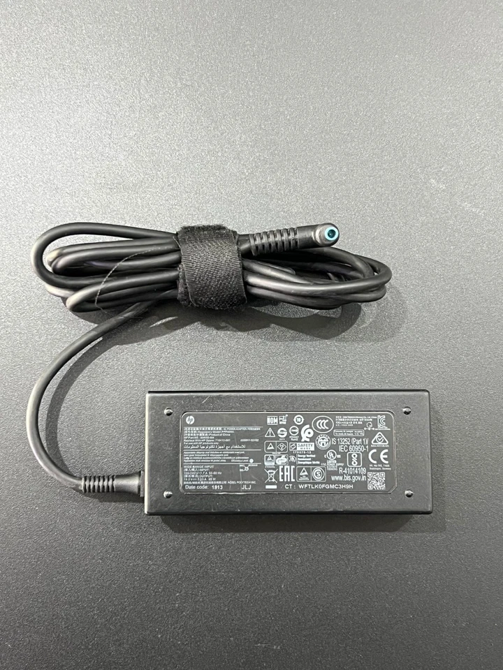 Joblot X10 Genuine HP 65W 19.5V 3.33A Blue Tip Laptop Charger - Fast Delivery - Image 4 of 4