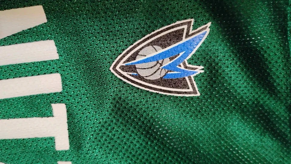 Camiseta de baloncesto vintage de los Dallas Mavericks para hombre XL verde Reebok Dirk Nowitzki #41 Foto 3 de 4