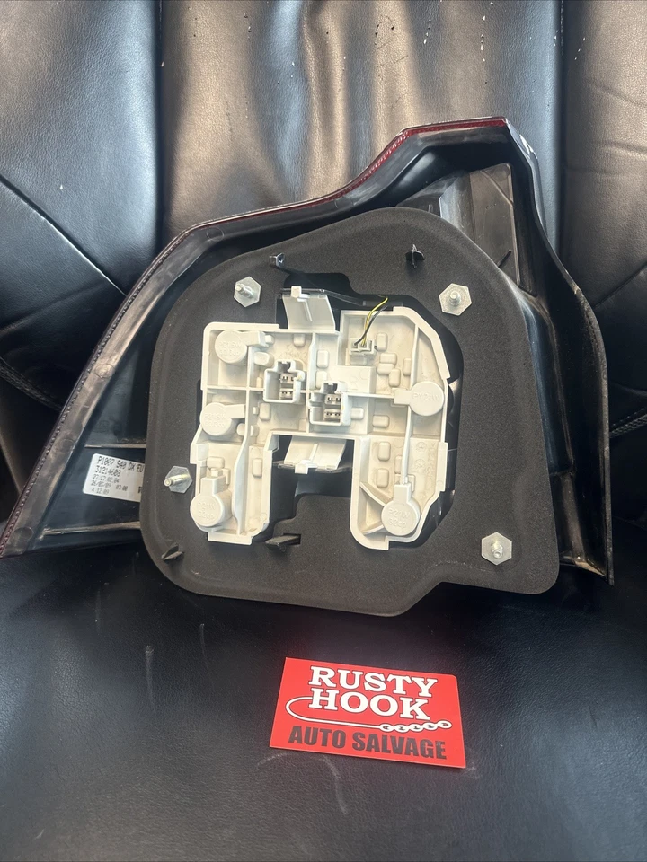 Luz trasera derecha del lado del pasajero Volvo S40 2008-2011 Foto 4 de 4