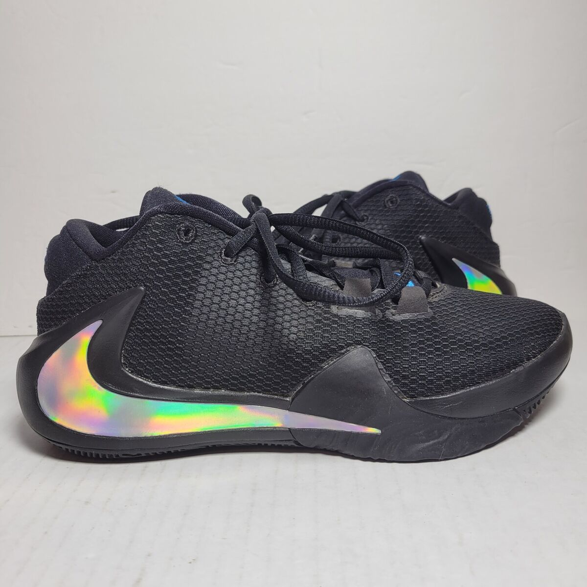Sz 6 Nike Zoom Freak 1 'Black Iridescent' Basketball Shoes Sz 6 Nike Zoom Freak 1 'Black Iridescent' Basketball Shoes