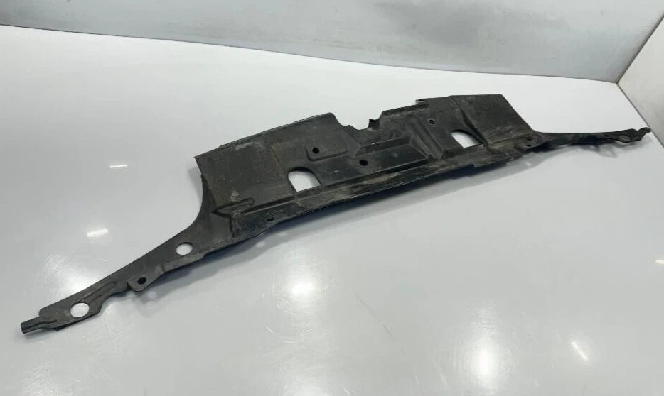 Panel de cubierta superior del radiador delantero Pontiac Sunfire 1999-2002 P/N 22680046 OEM Foto 4 de 4